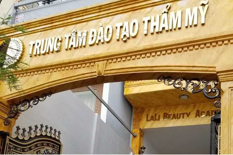 Trung tâm dạy nghề cắt tóc chuyên nghiệp Lali