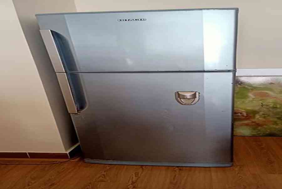 Tủ lạnh giảm giá 'sập sàn', chưa đến 5 triệu mua được hàng ngon