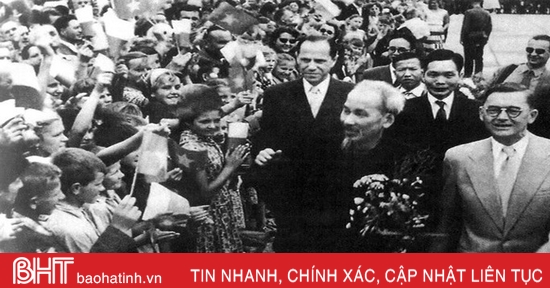 Tư tưởng Hồ Chí Minh về văn hóa chính trị