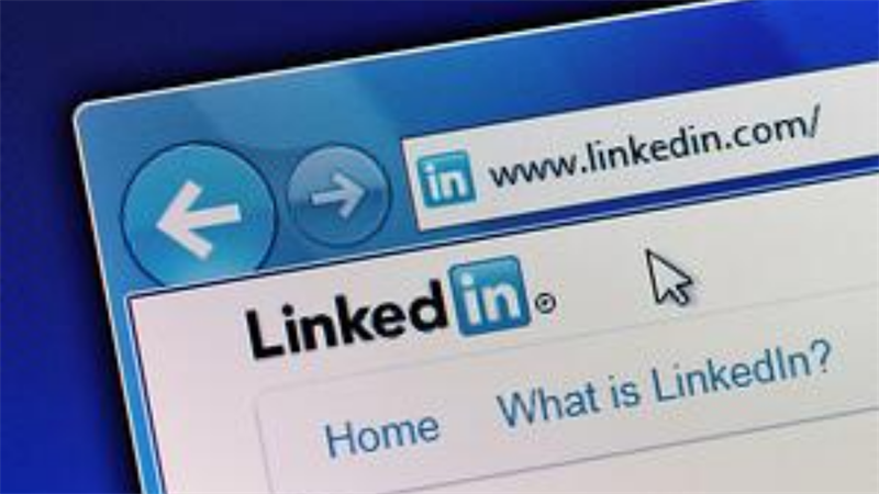 Xây dựng thương hiệu trên nền tảng LinkedIn - mạng xã hội dành cho doanh nghiệp. Nguồn: libertystaffing