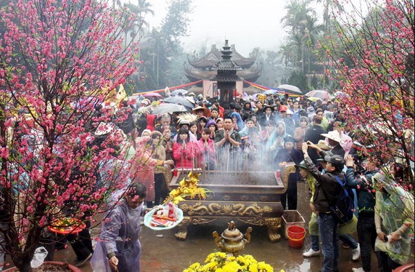 Nội dung những bài văn khấn đi chùa Hương