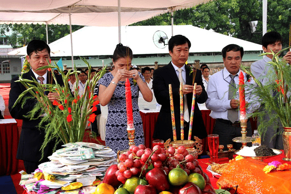 Lễ hàn long mạch: Khái niệm, ý nghĩa, thủ tục, và những lưu ý