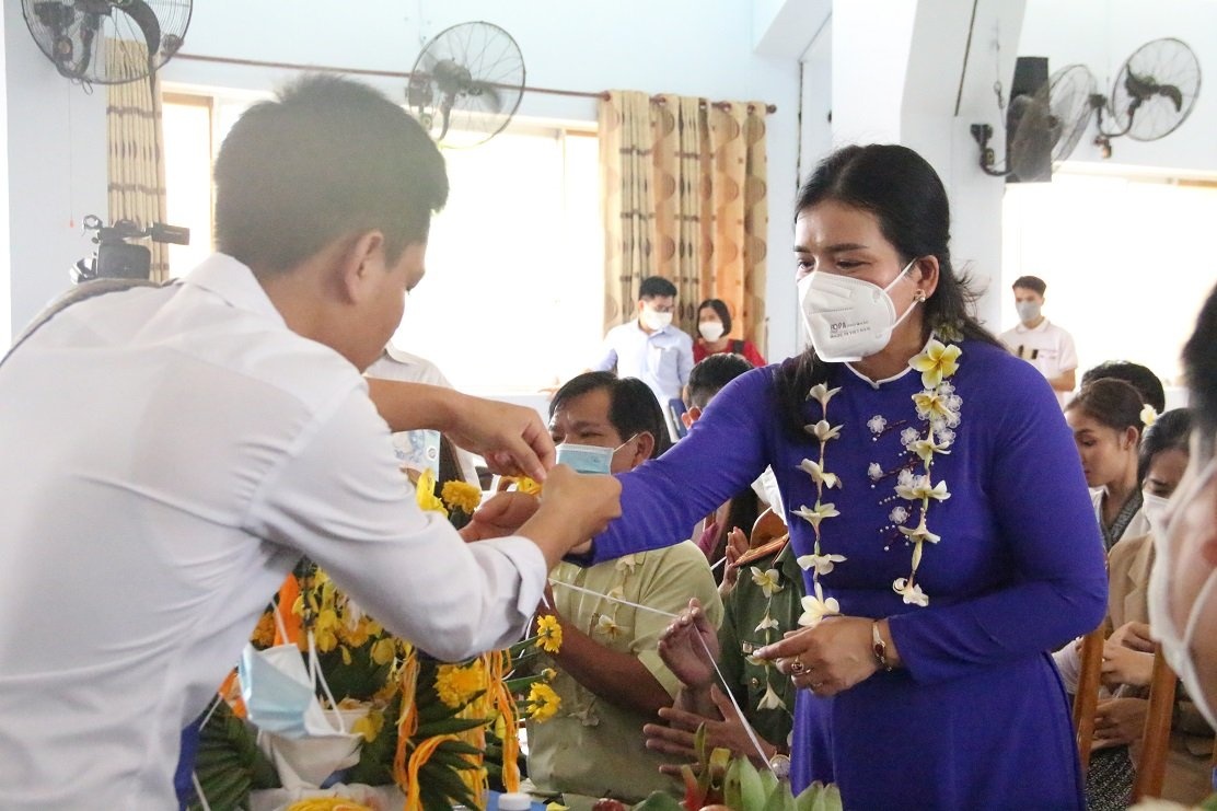 Vui tết cổ truyền cho lưu học sinh Lào, Campuchia - ảnh 1