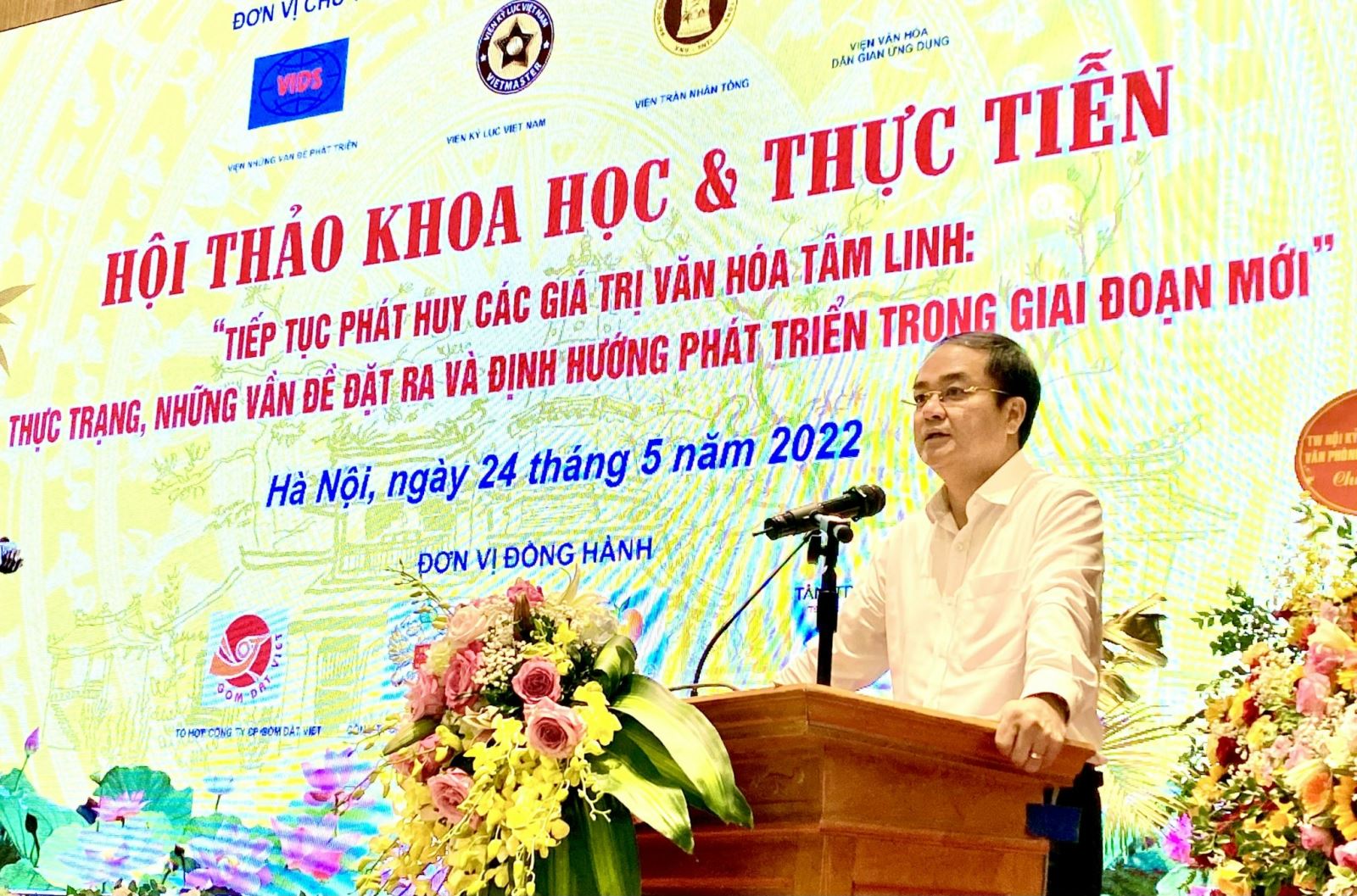 Thực trạng, những vấn đề đặt ra và định hướng phát triển văn hoá tâm linh trong giai đoạn mới - VIỆN NHỮNG VẤN ĐỀ PHÁT TRIỂN - VIDS