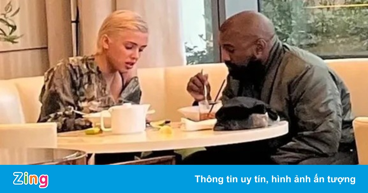 Kanye West bí mật kết hôn